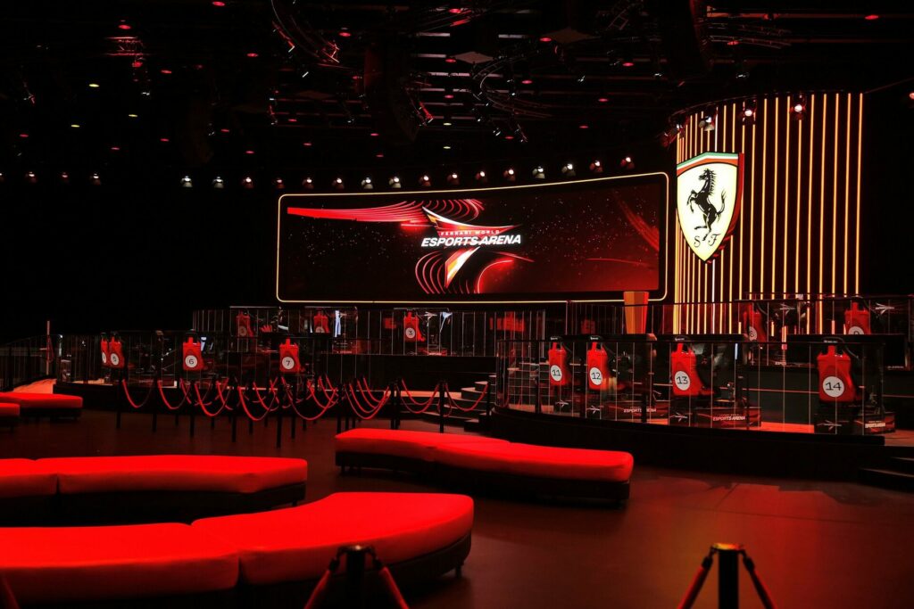 Ferrari World: Neue eSports-Arena