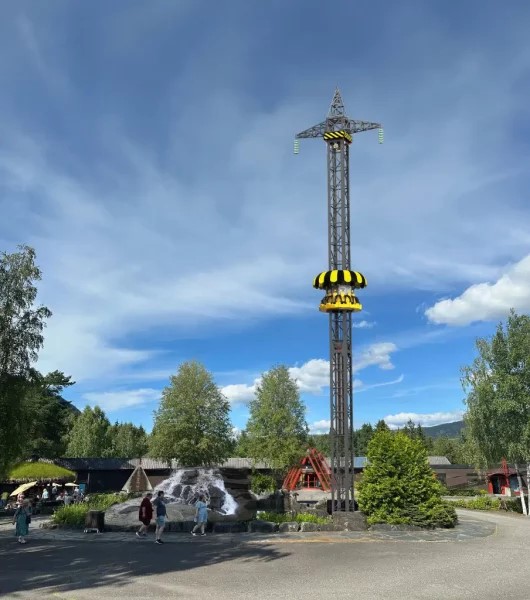 Hunderfossen: Høyspent