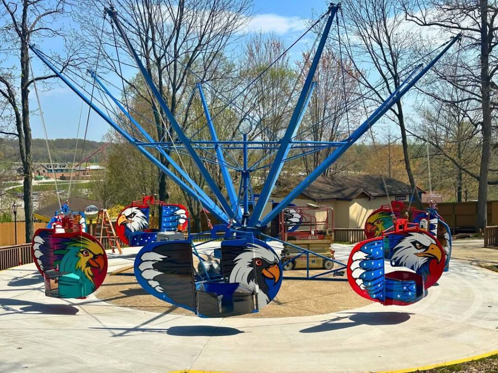 Holiday World & Splashin' Safari: Eagles Flight