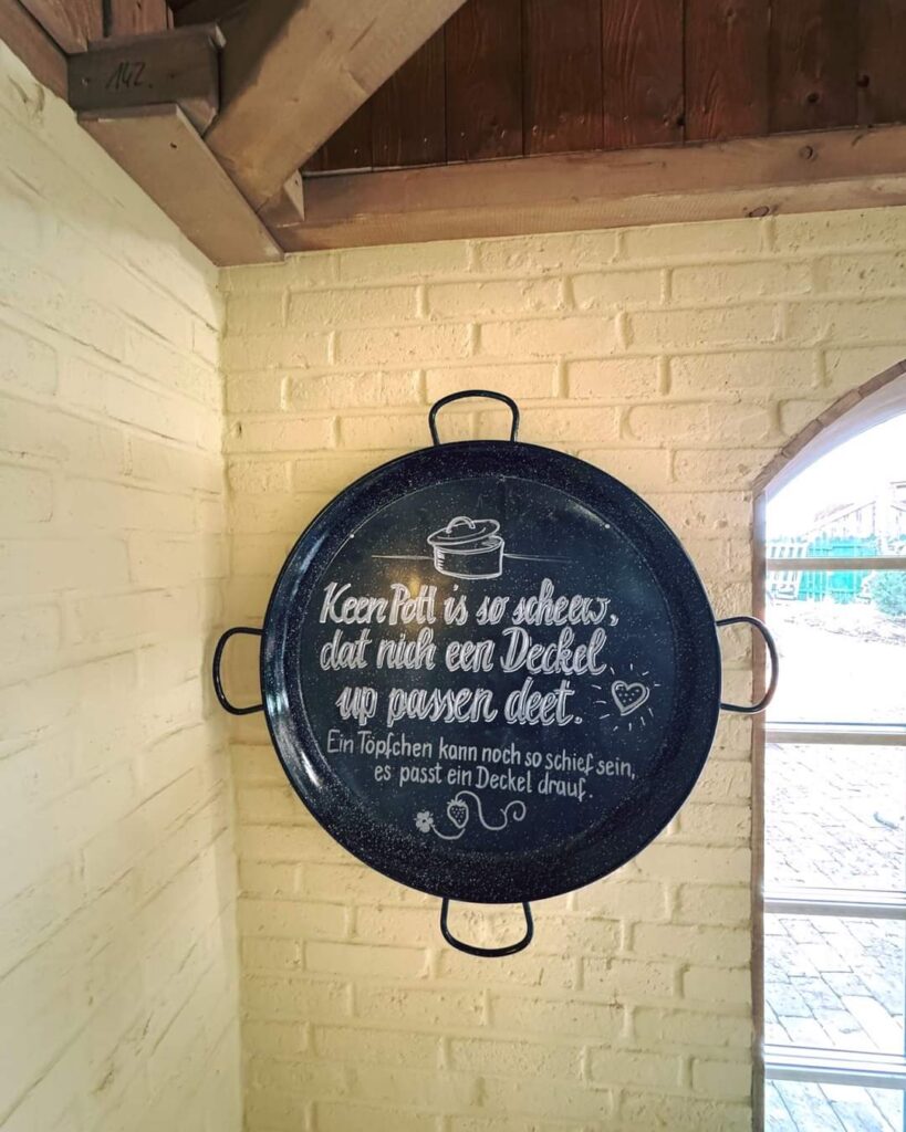 Karls Erlebnis-Dorf Döbeln: Pfannkuchenschmiede & Angsthasenscheune