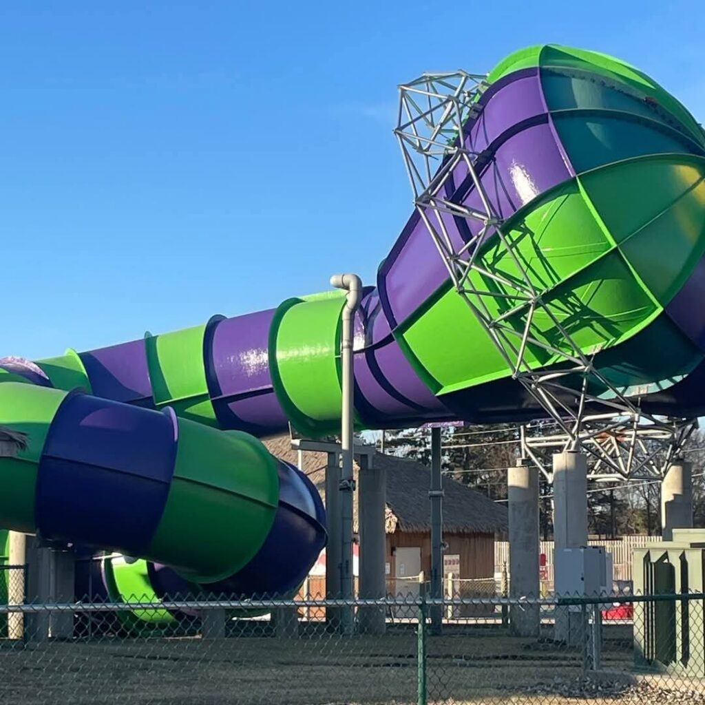 Adventureland Park: Hyperlight