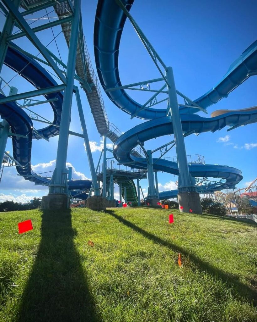 Dorney Park & Wildwater Kingdom: Lightning Falls & Cascade