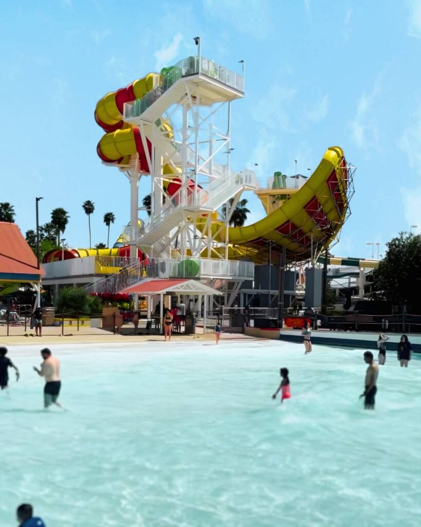 Golfland Sunsplash: Riptide
