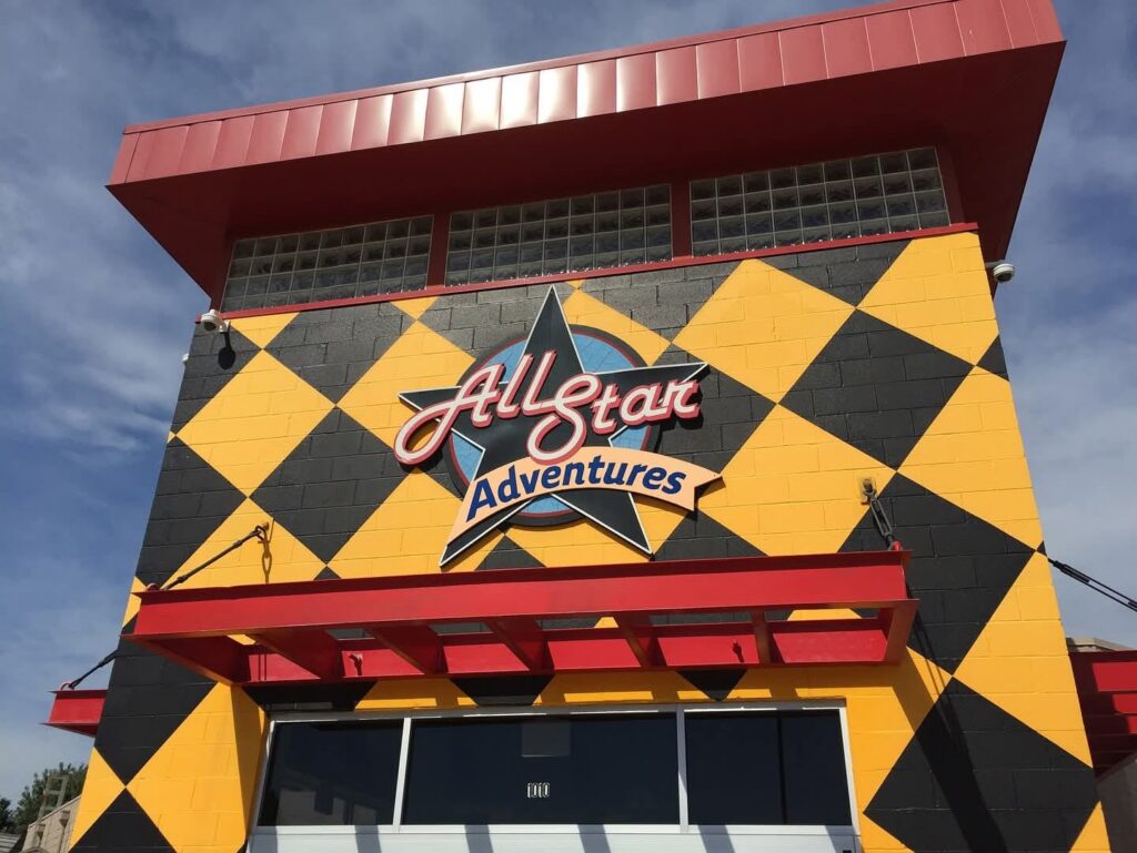 All Star Adventures: Schließung