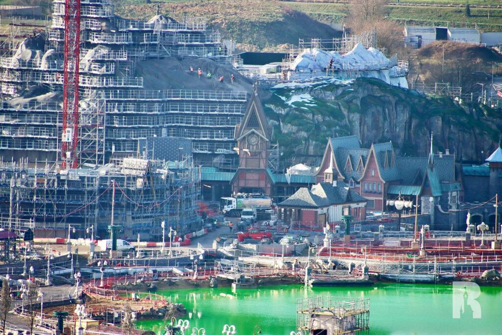 Walt Disney Studios: World Of Frozen