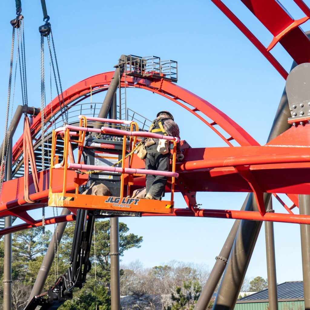 Busch Gardens Williamsburg: The Big Bad Wolf: The Wolf's Revenge