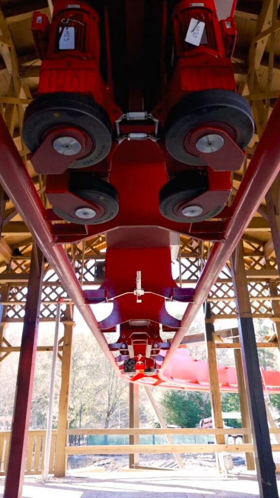 Busch Gardens Williamsburg: The Big Bad Wolf: The Wolf's Revenge