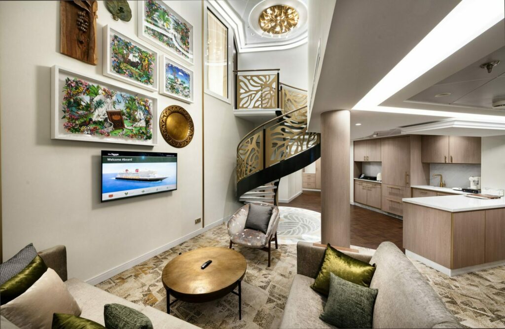 Disney Cruise Line: Disney Treasure