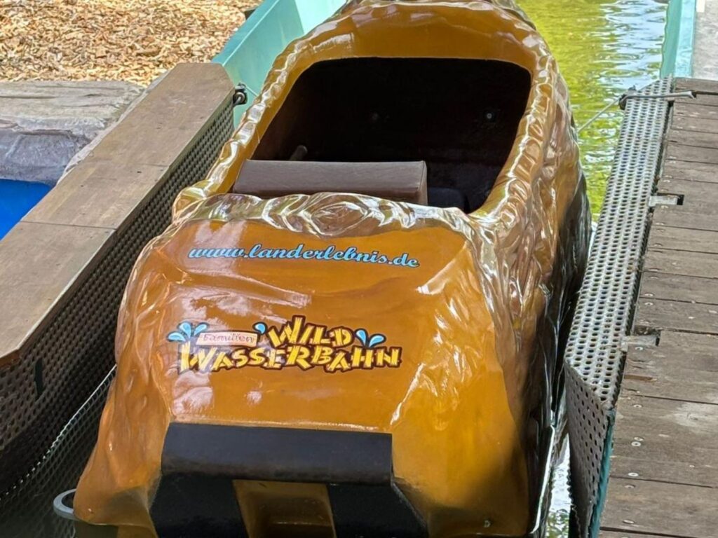Landerlebnis Janßen: Wildwasserbahn