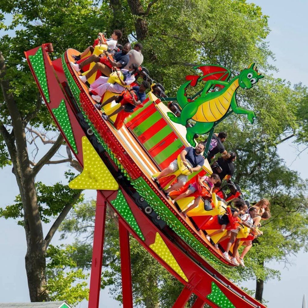 Playland: Rechtsstreitigkeiten