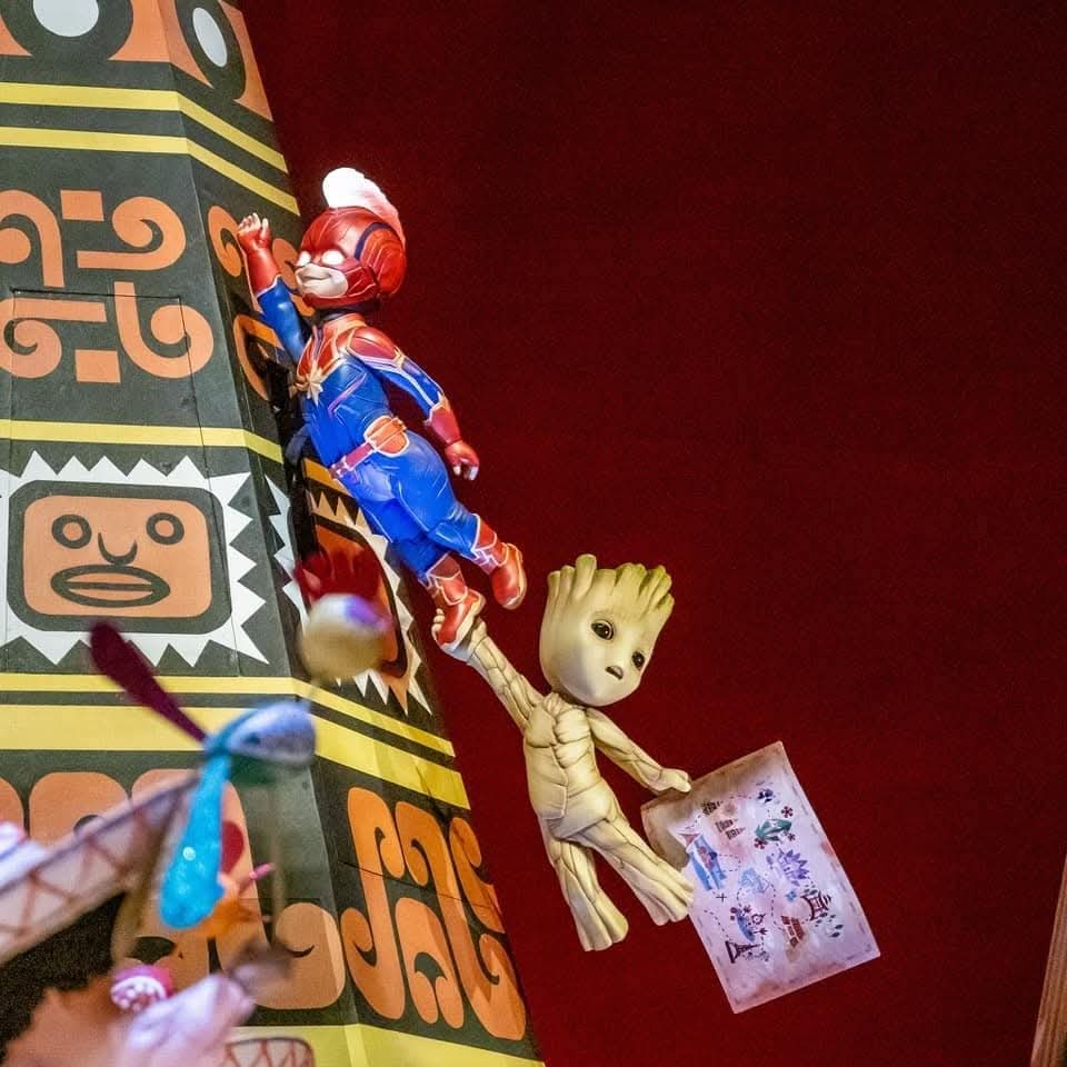 Tokyo Disneyland: It's A Small World with Groot