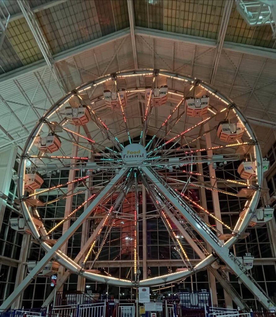 Palisades Center: Eleanor & Emily's Wonder Wheel