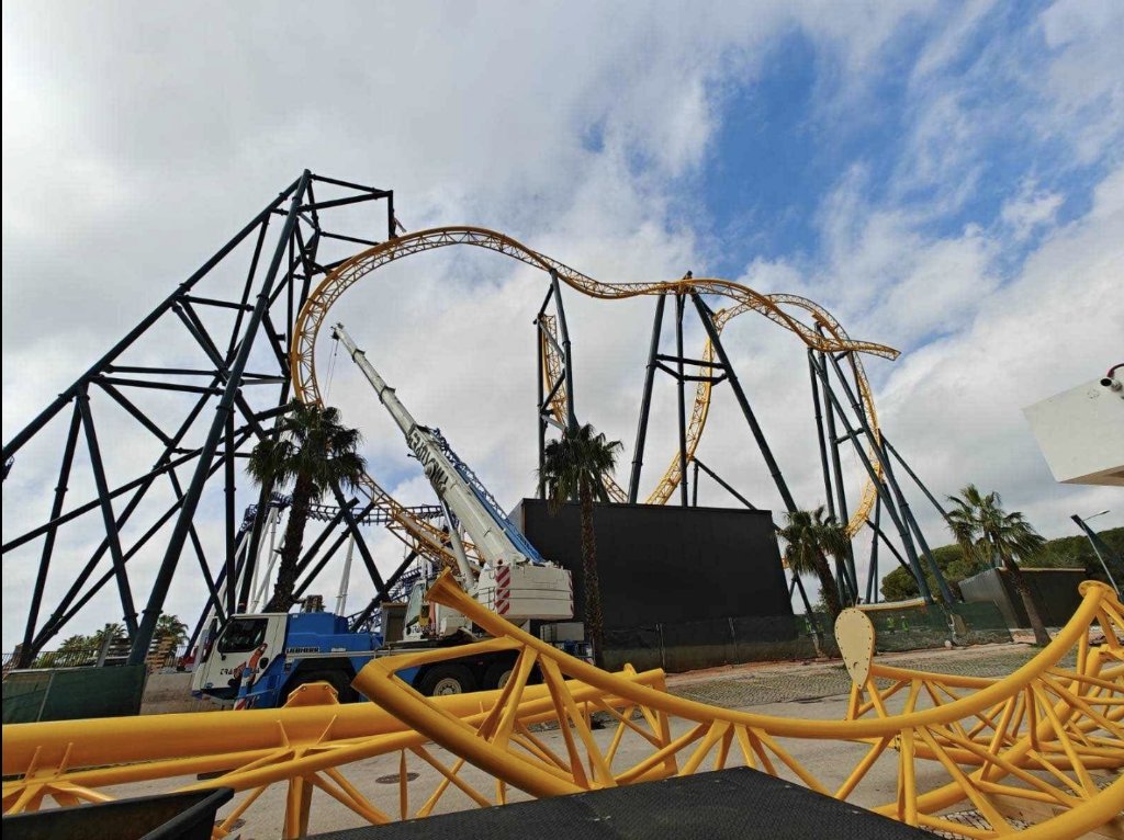 Aquashow Park: Flash Coaster