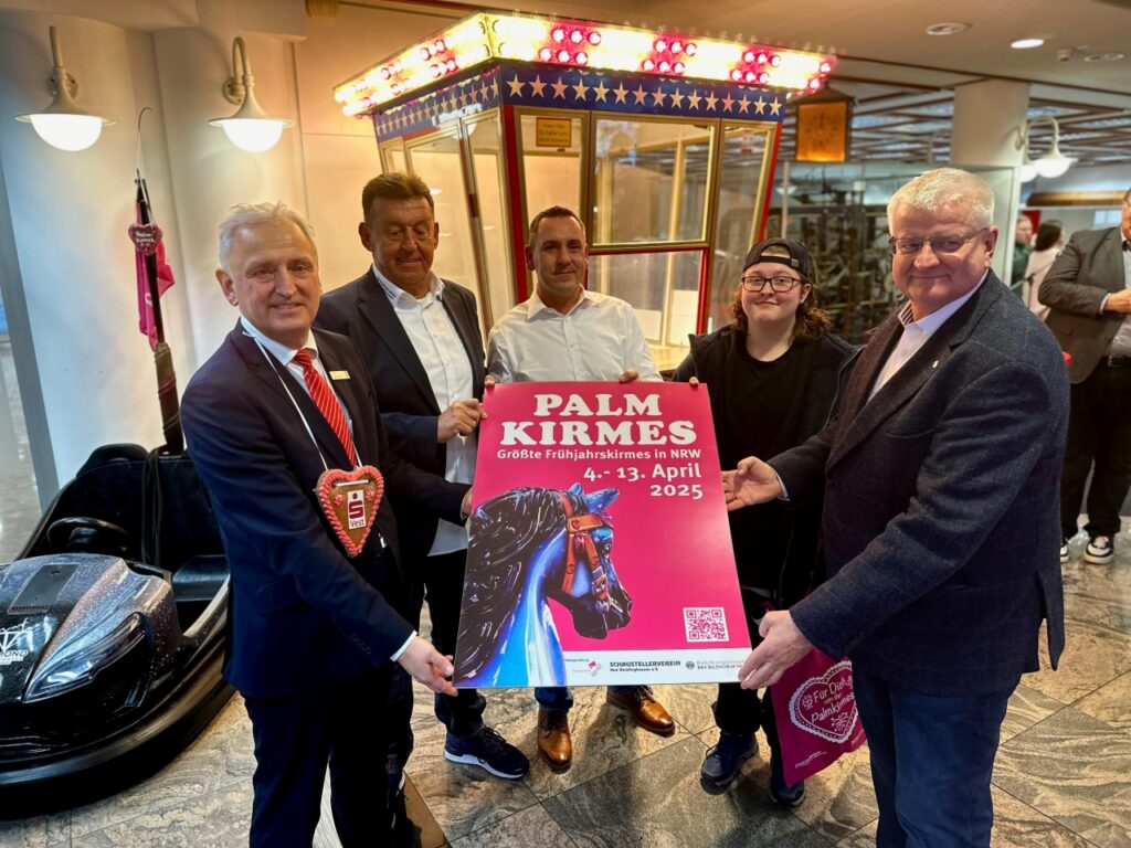 Palmkirmes Recklinghausen: Ausstellungseröffnung des Palmkirmes-Plakats 2025
