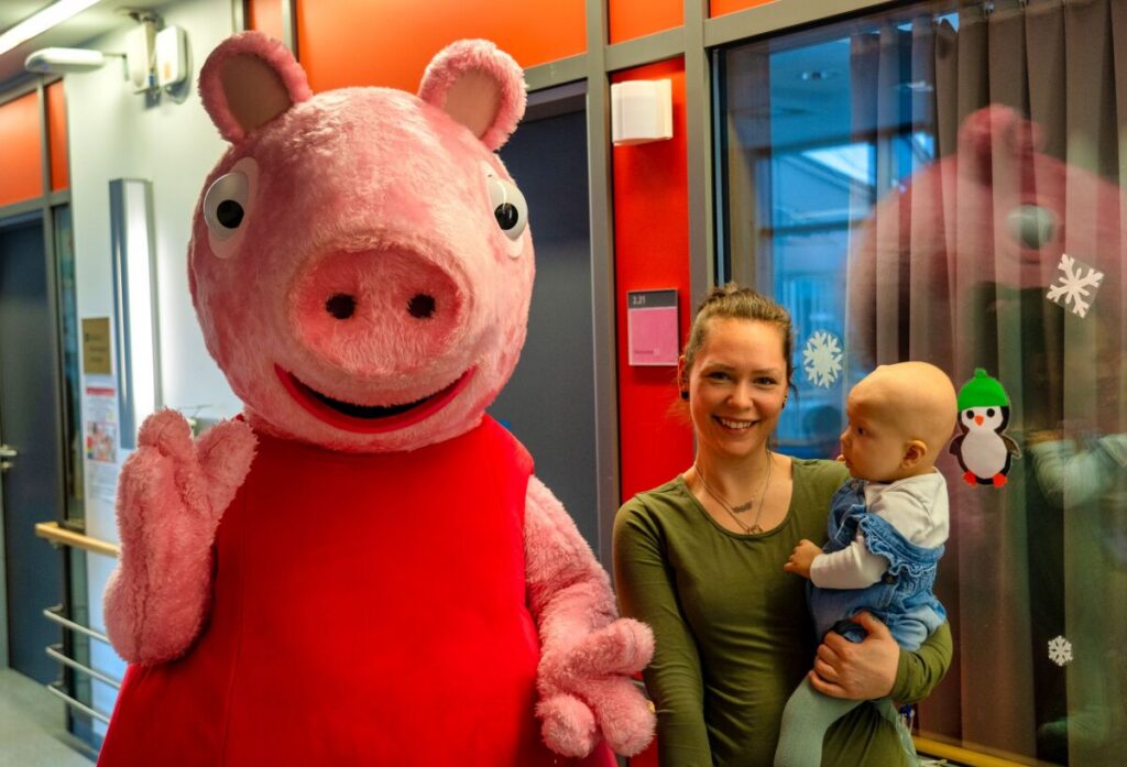 LEGOLAND Deutschland: Team besucht kleine Patienten