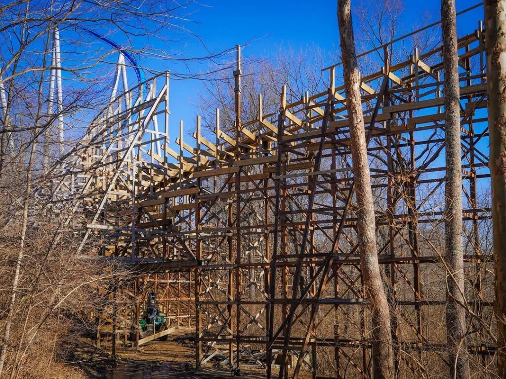 Kings Island: The Beast