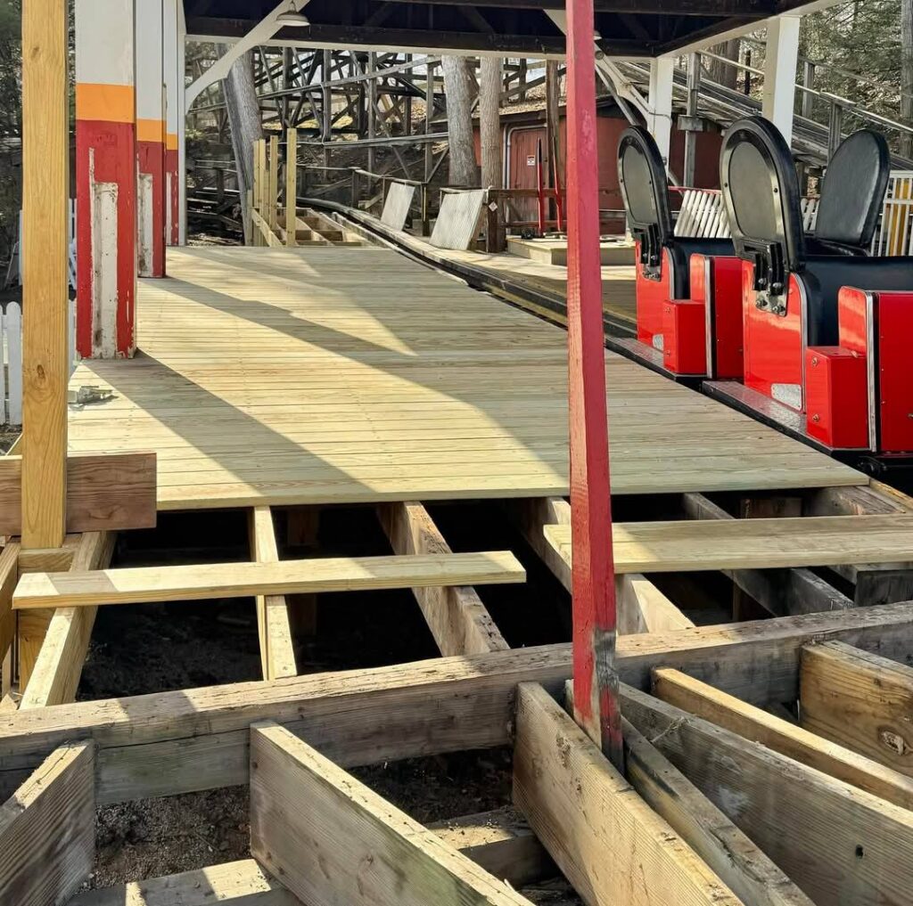 Idlewild & SoakZone: Rollo Coaster