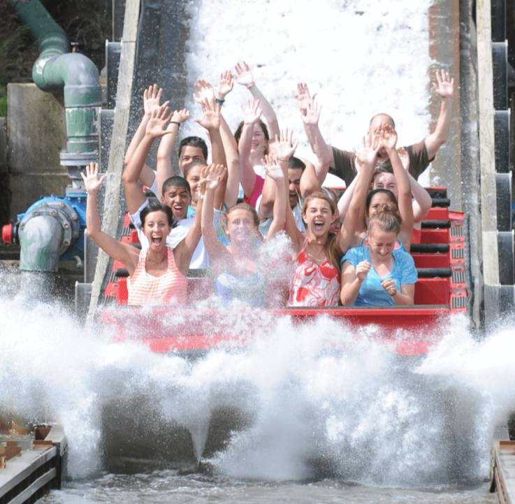Six Flags New England: Shipwreck Falls