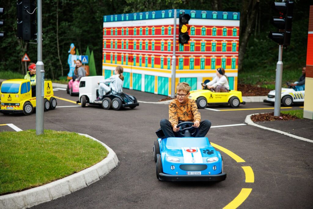 Kongeparken: Brumle og Naffens Trafikkskole