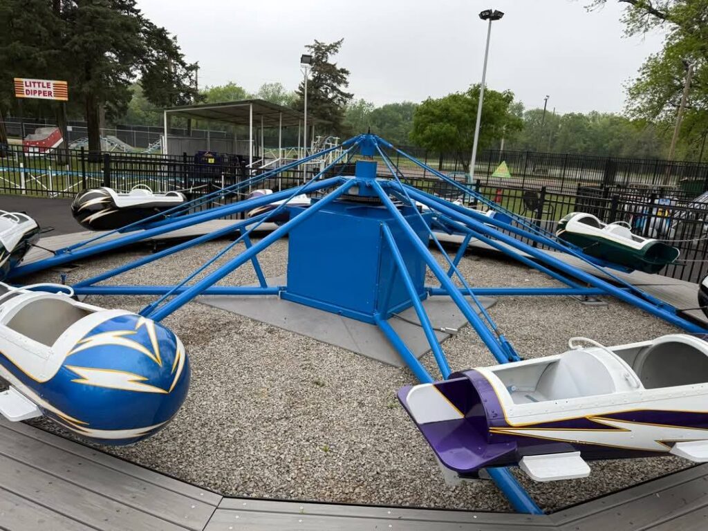 Bartlesville Kiddie Park: The Rocketships