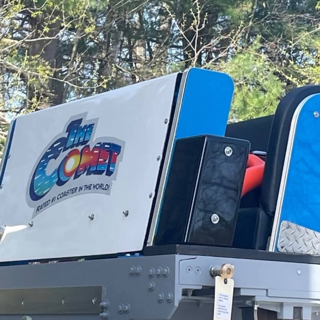 Six Flags Great Escape & Hurricane Harbor: Comet