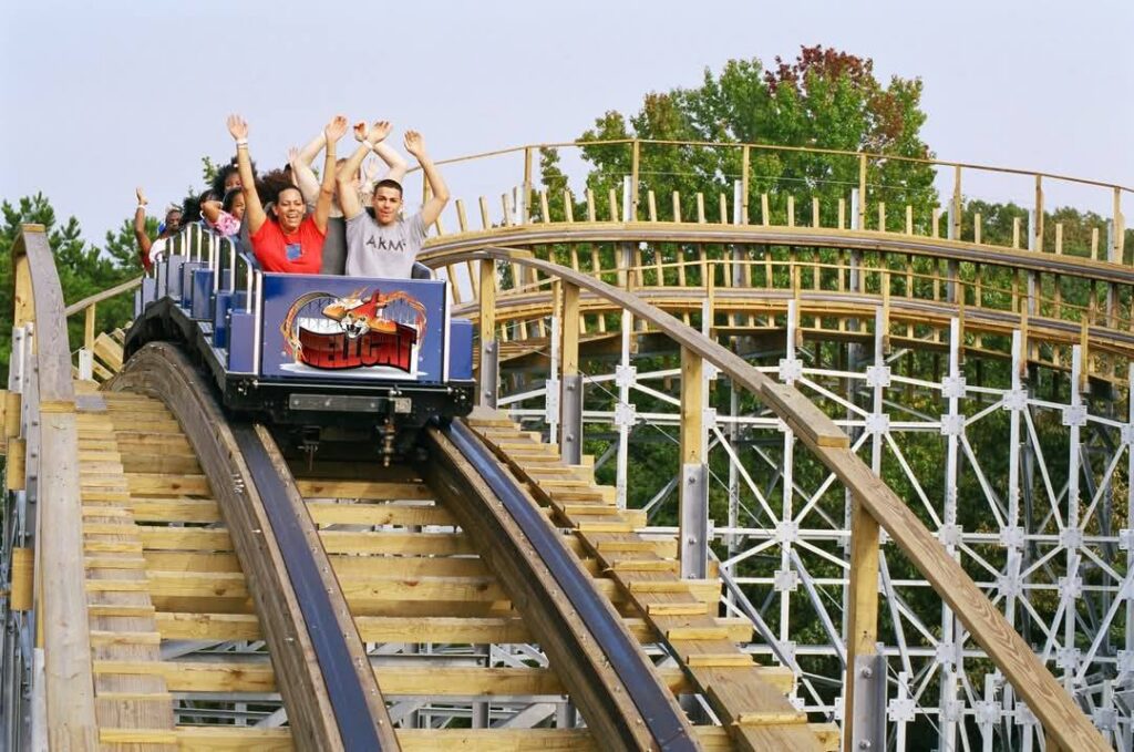 Clementon Park & Splash World: Hellcat