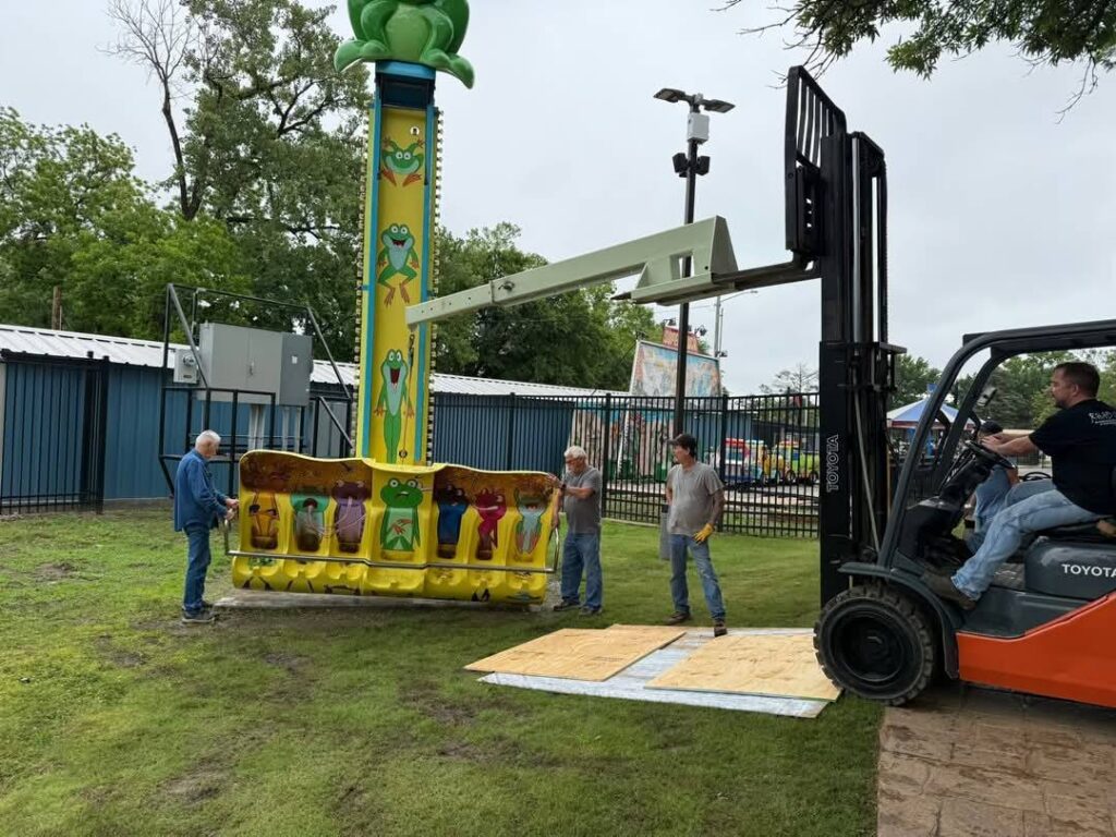 Bartlesville Kiddie Park: Frog Hopper