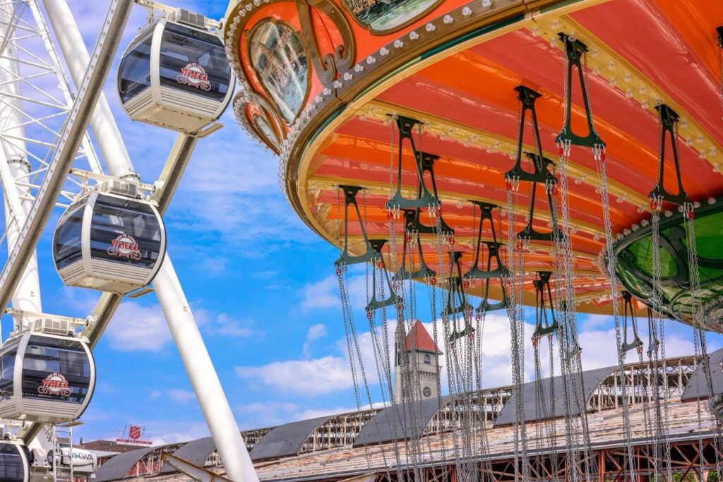 St. Louis Union Station: Flying Louie Pirate Ship & Wave Swinger