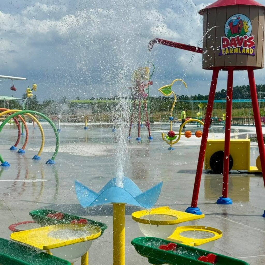 Davis Farmland: Cowabunga Splash Park
