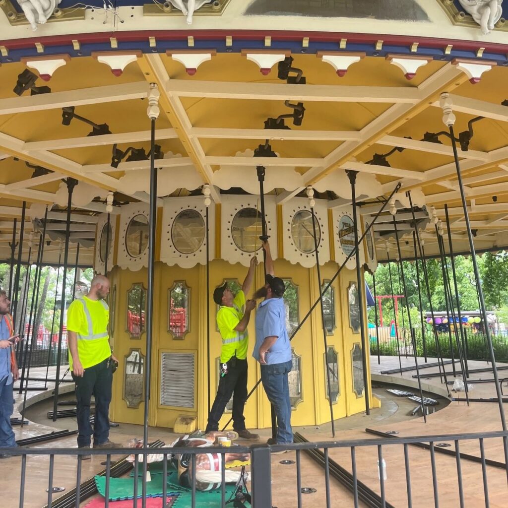 Six Flags St. Louis: Grand Ole Carousel
