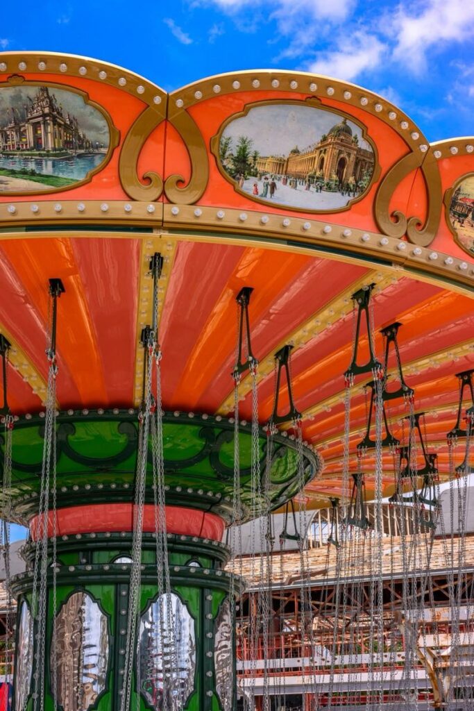 St. Louis Union Station: Flying Louie Pirate Ship & Wave Swinger