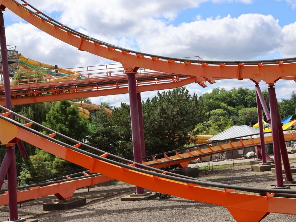 Six Flags Great America: Raging Bull