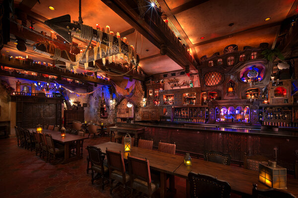 Walt Disney World: The Beak And Barrel