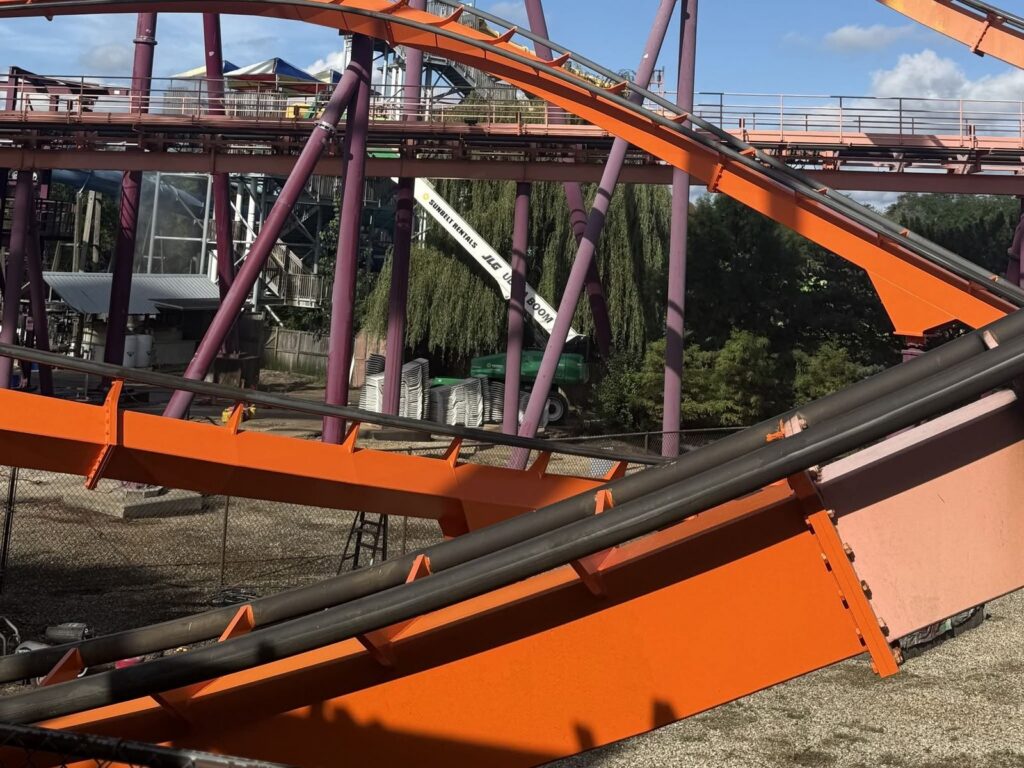 Six Flags Great America: Raging Bull