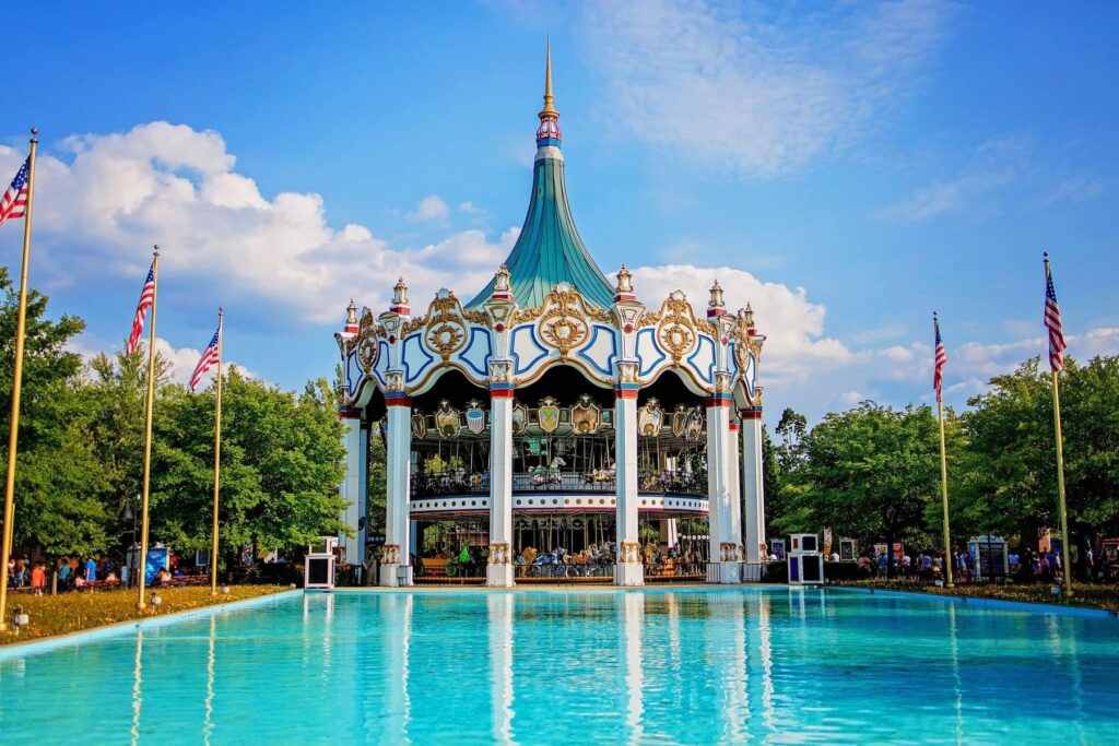 Six Flags Great America: Columbia Carousel