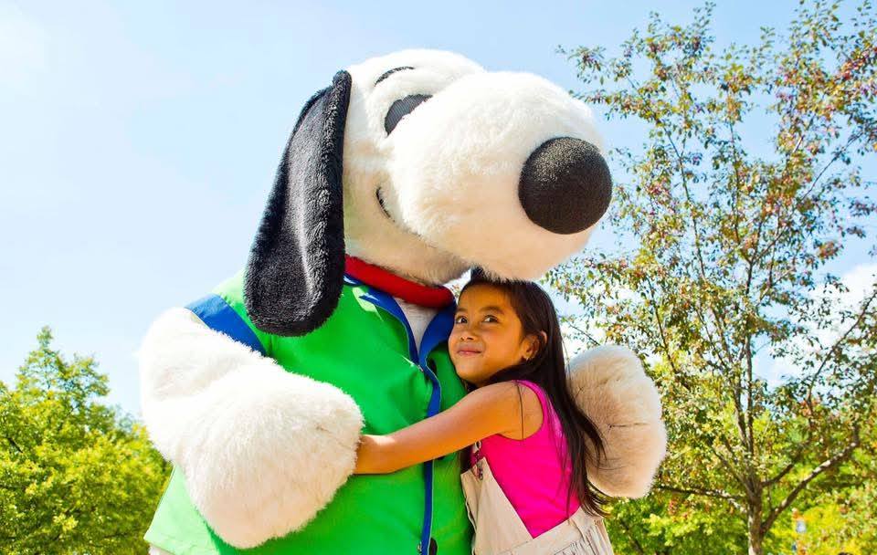 Six Flags Entertainment Corporation: Partnerschaft Peanuts