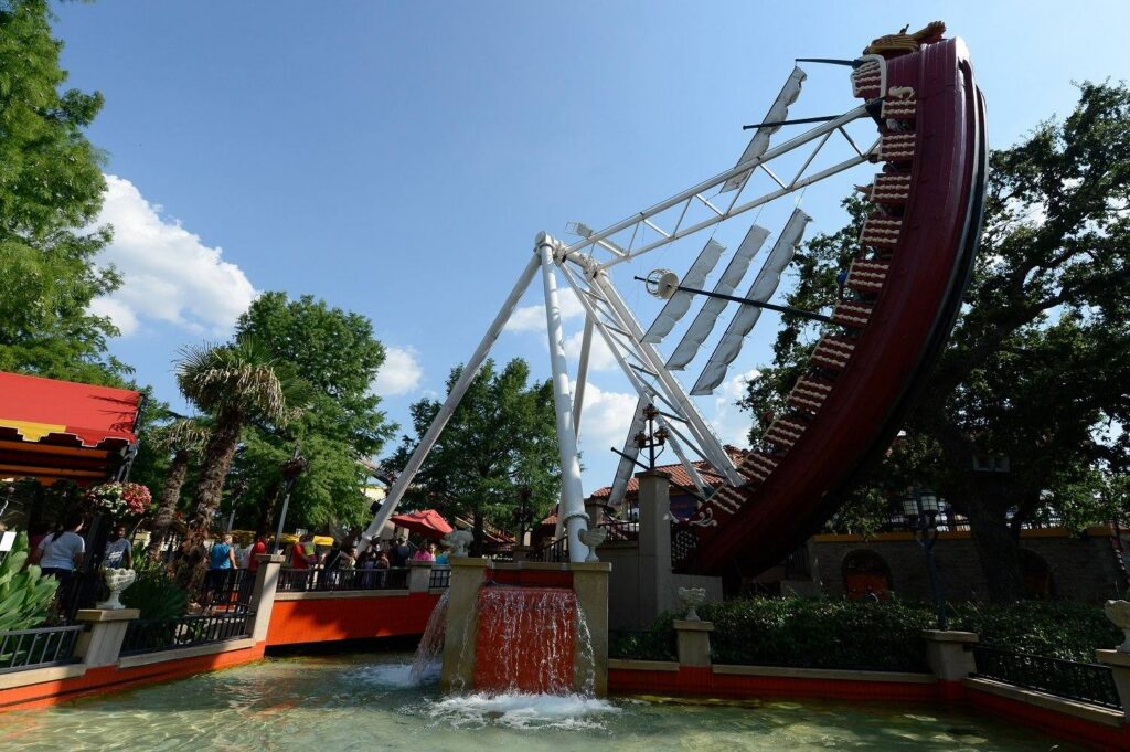Six Flags Over Texas: Conquistador