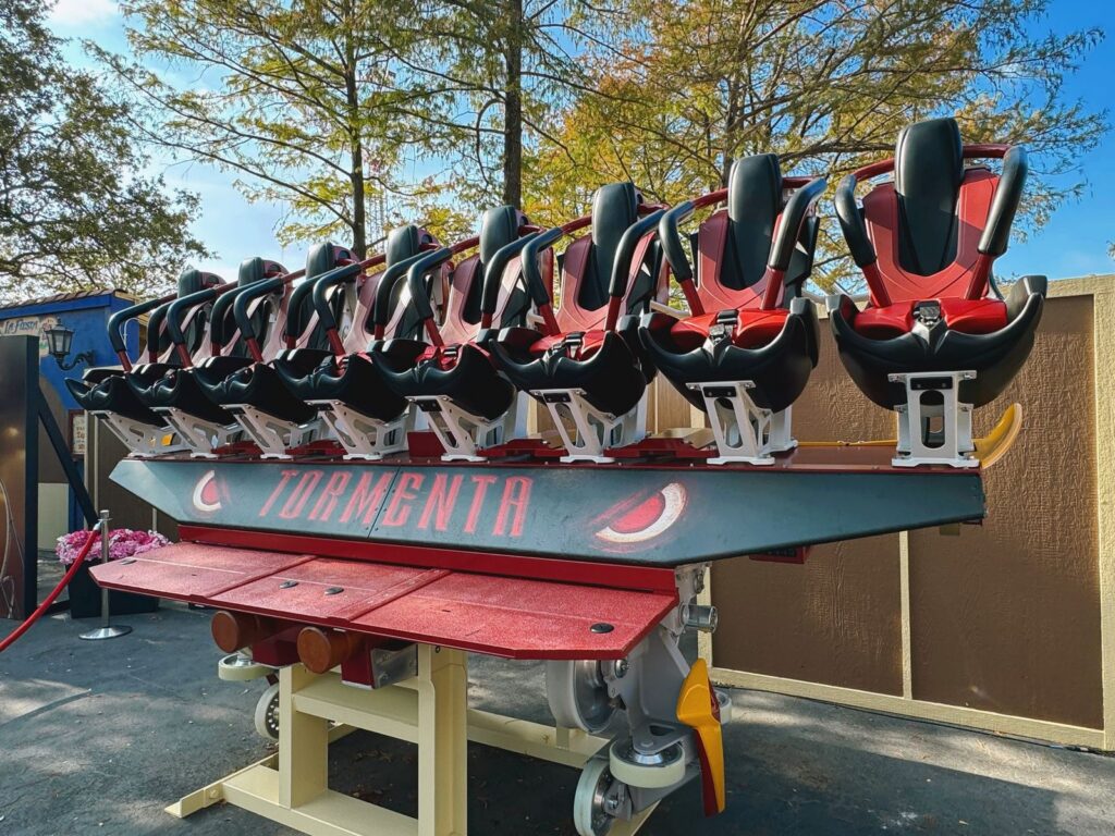 Six Flags Over Texas: Tormenta Rampaging Run