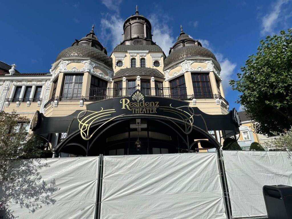 Phantasialand: Residenz Theater