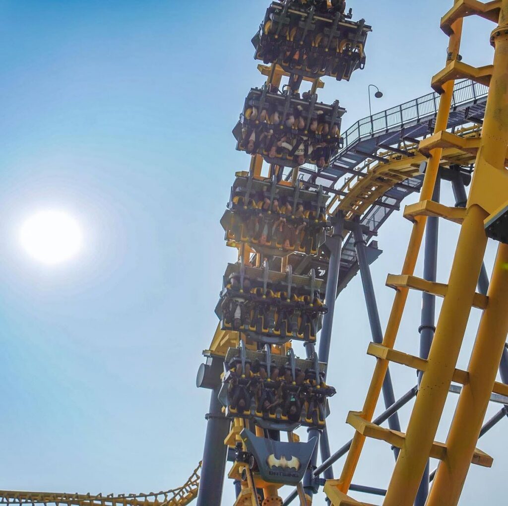 Six Flags America: Batwing