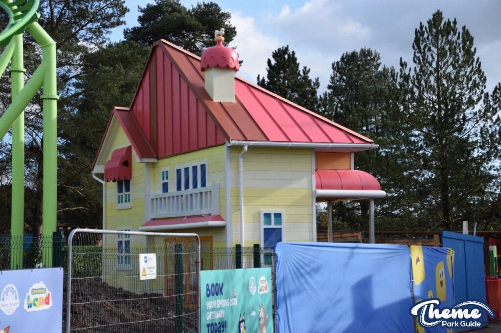 Alton Towers: Bluey The Ride - Here Come The Grannies