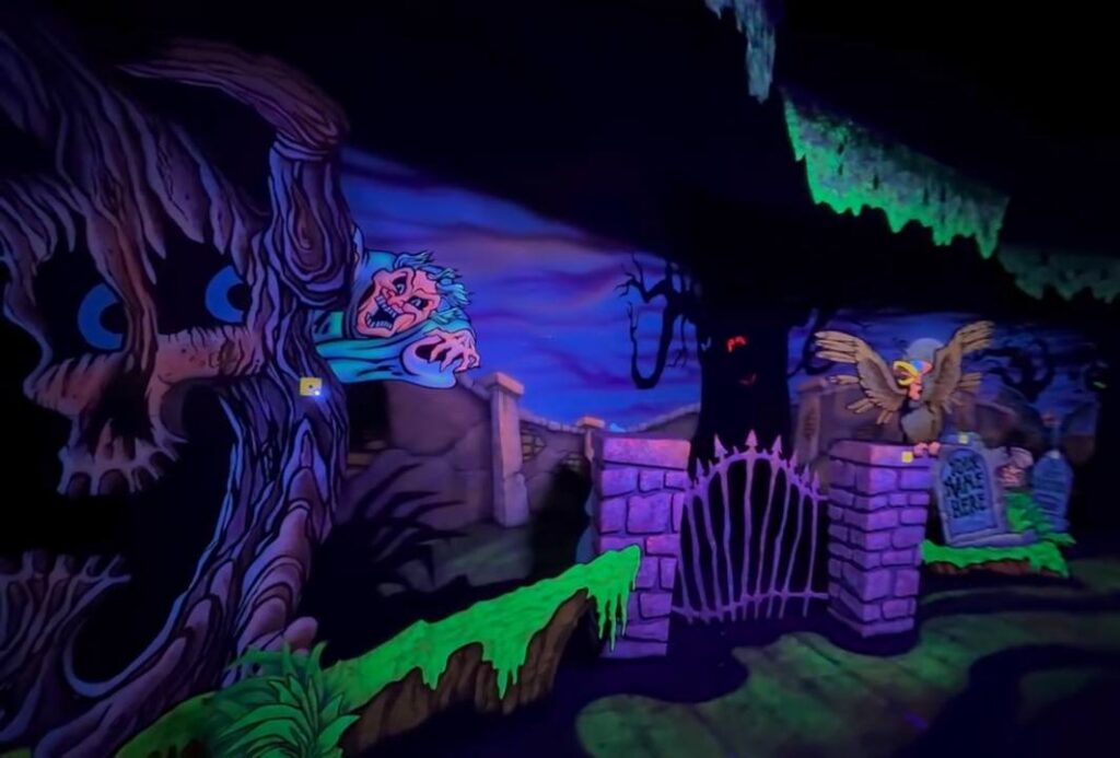 Kings Island: Boo Blasters on Boo Hill