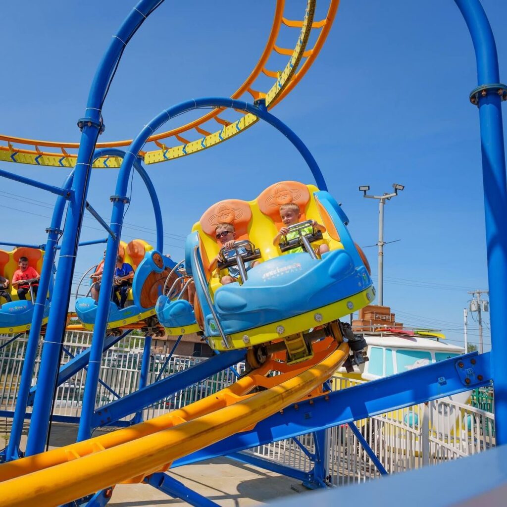 Jenkinson's Boardwalk: Tidal Wave