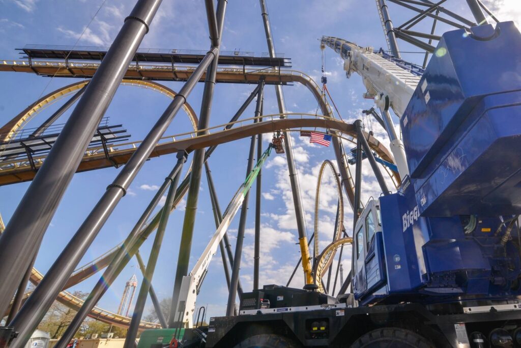 Six Flags Over Texas: Tormenta Rampaging Run