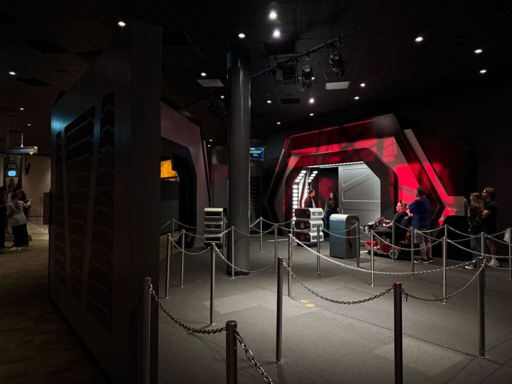 Disney Hollywood Studios: Star Wars Launch Bay & Animation Courtyard