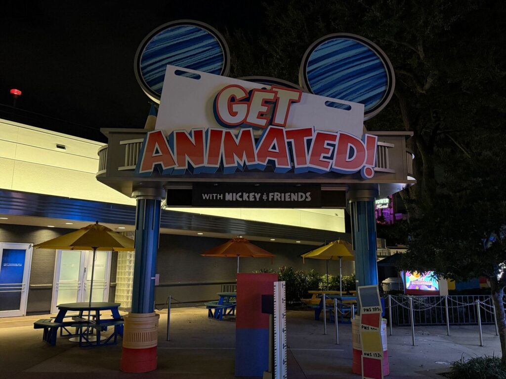 Disney Hollywood Studios: Star Wars Launch Bay & Animation Courtyard