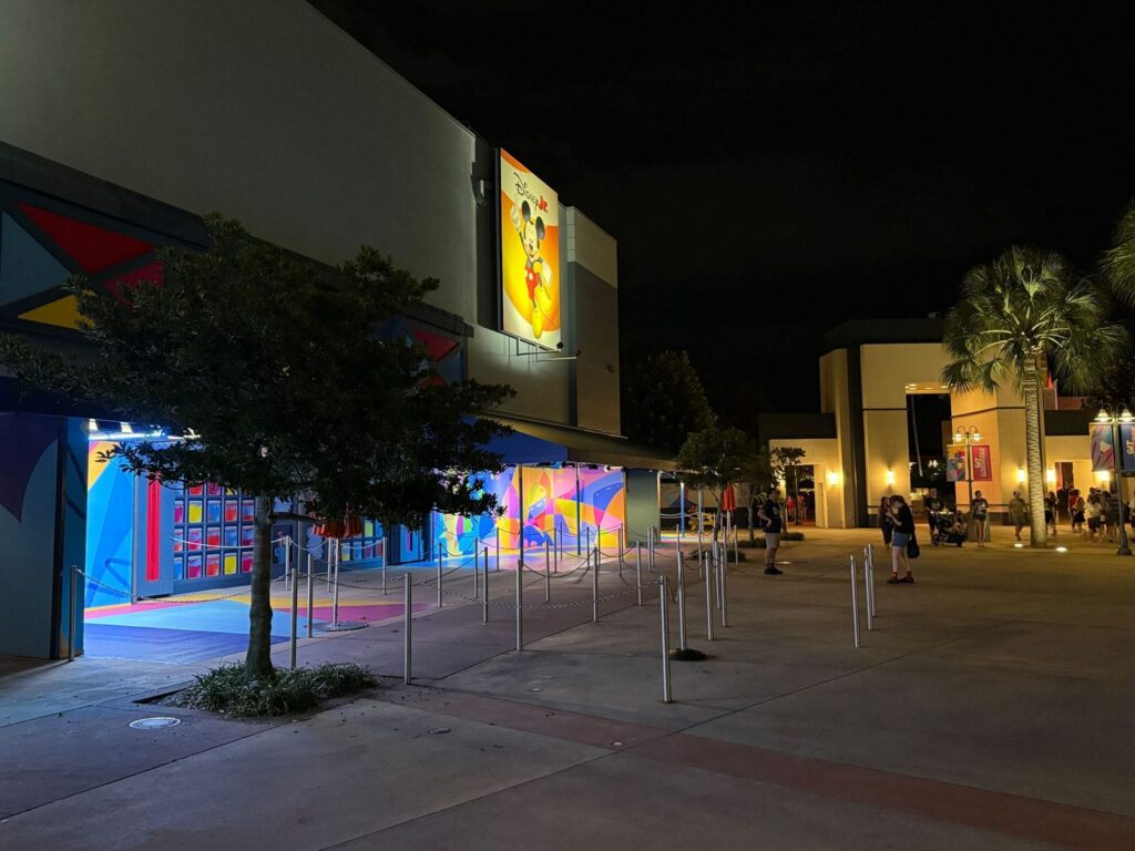 Disney Hollywood Studios: Star Wars Launch Bay & Animation Courtyard