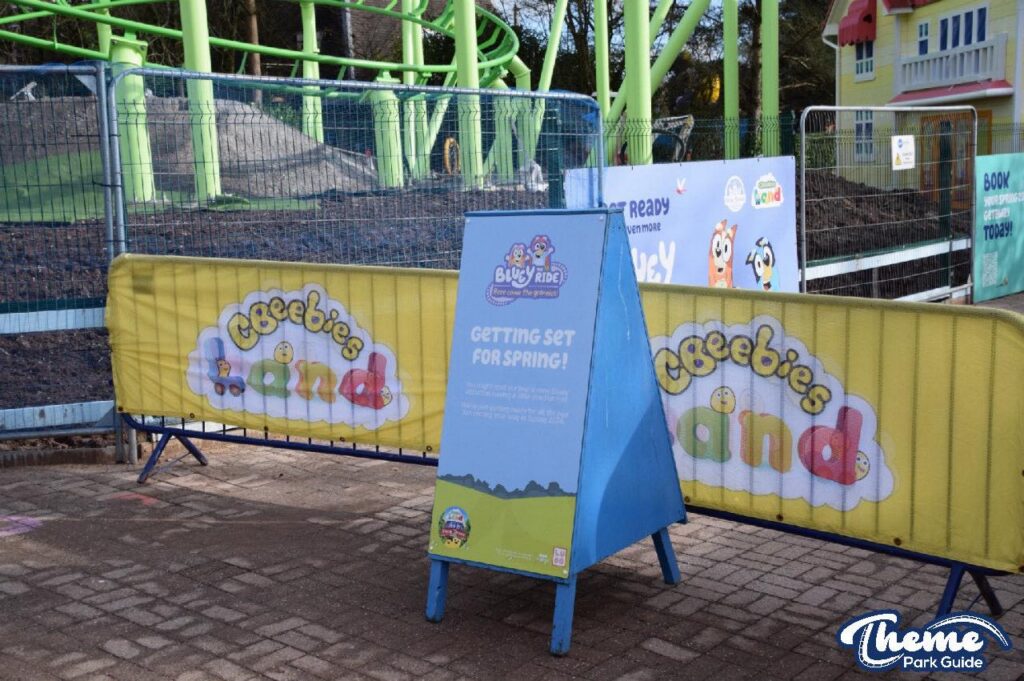 Alton Towers: Bluey The Ride - Here Come The Grannies