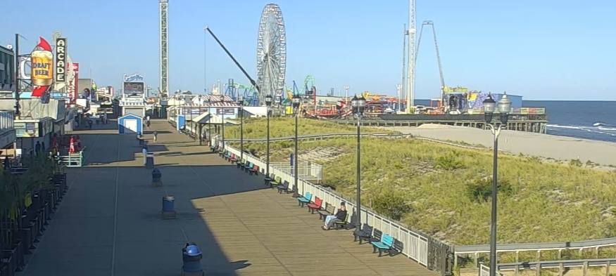 Casino Pier & Breakwater Beach: Hydrus