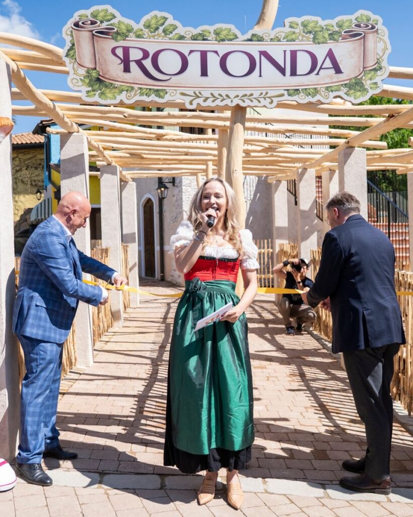 Familypark: Rotonda & Wilder Winzer